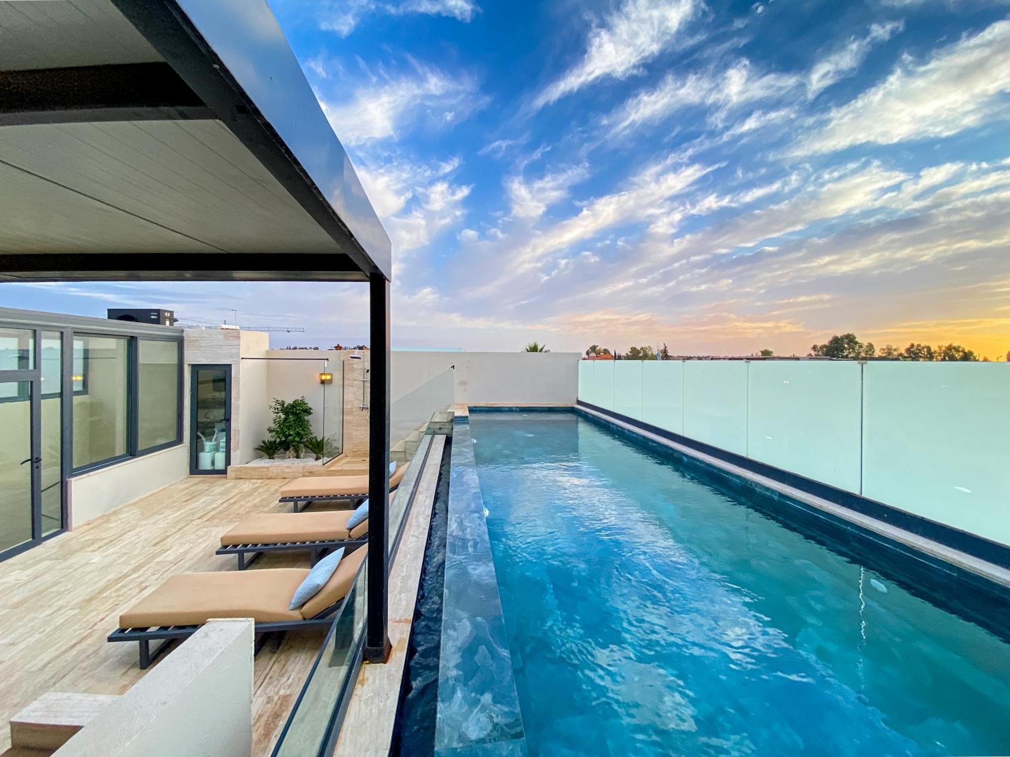 Triplex De Luxe Piscine Privee Chauffee 3 Chambres Marrakesh Exterior photo